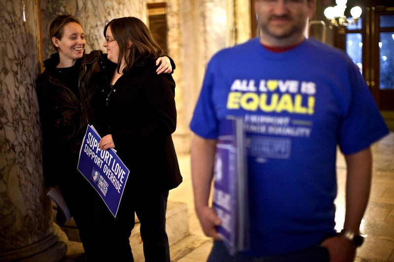 galleries/2013/10/21/i-do-new-jersey-gay-couples-get-married-photos/nj-gay-weddings-10_xnfp1s
