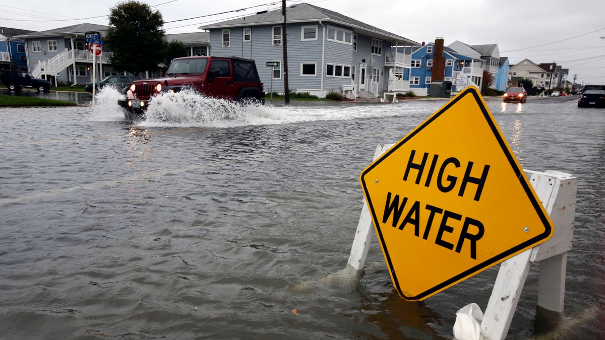 cheats/2012/10/28/east-coast-braces-for-sandy/east-coast-braces-for-hurricane-sandy-cheat_wnrl16