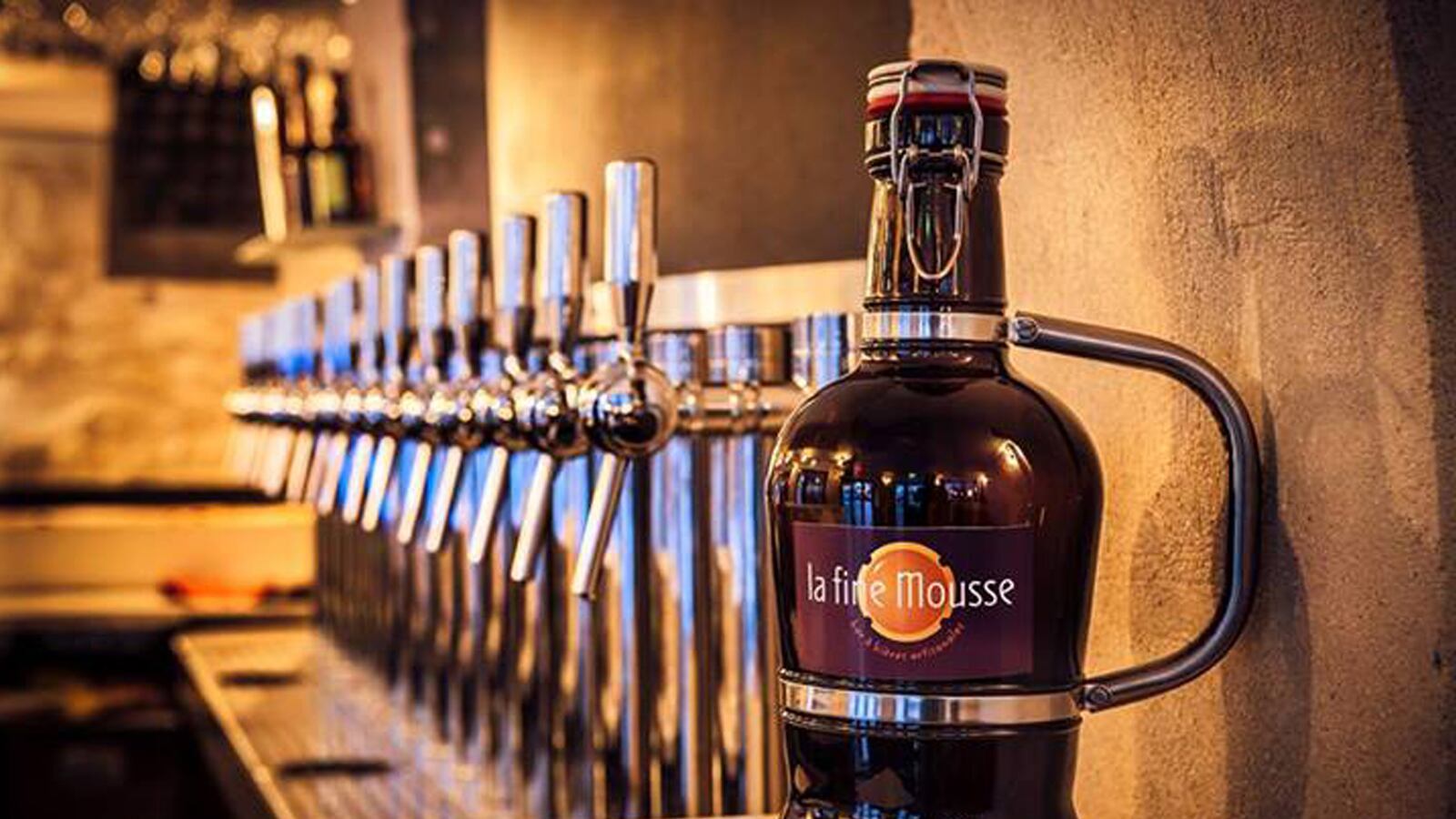 articles/2013/12/02/look-out-there-s-a-craft-beer-revolution-taking-over-france/131127-paris-beer-campagna-tease_u3mesm