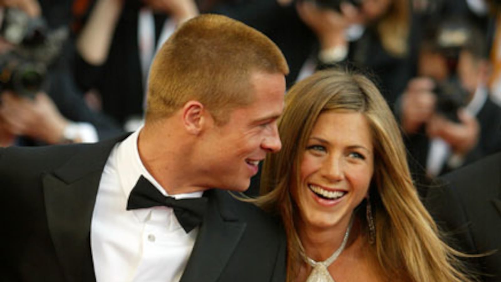 galleries/2009/12/27/divorces-of-the-decade/celeb-divorces---pitt-aniston_os4esi