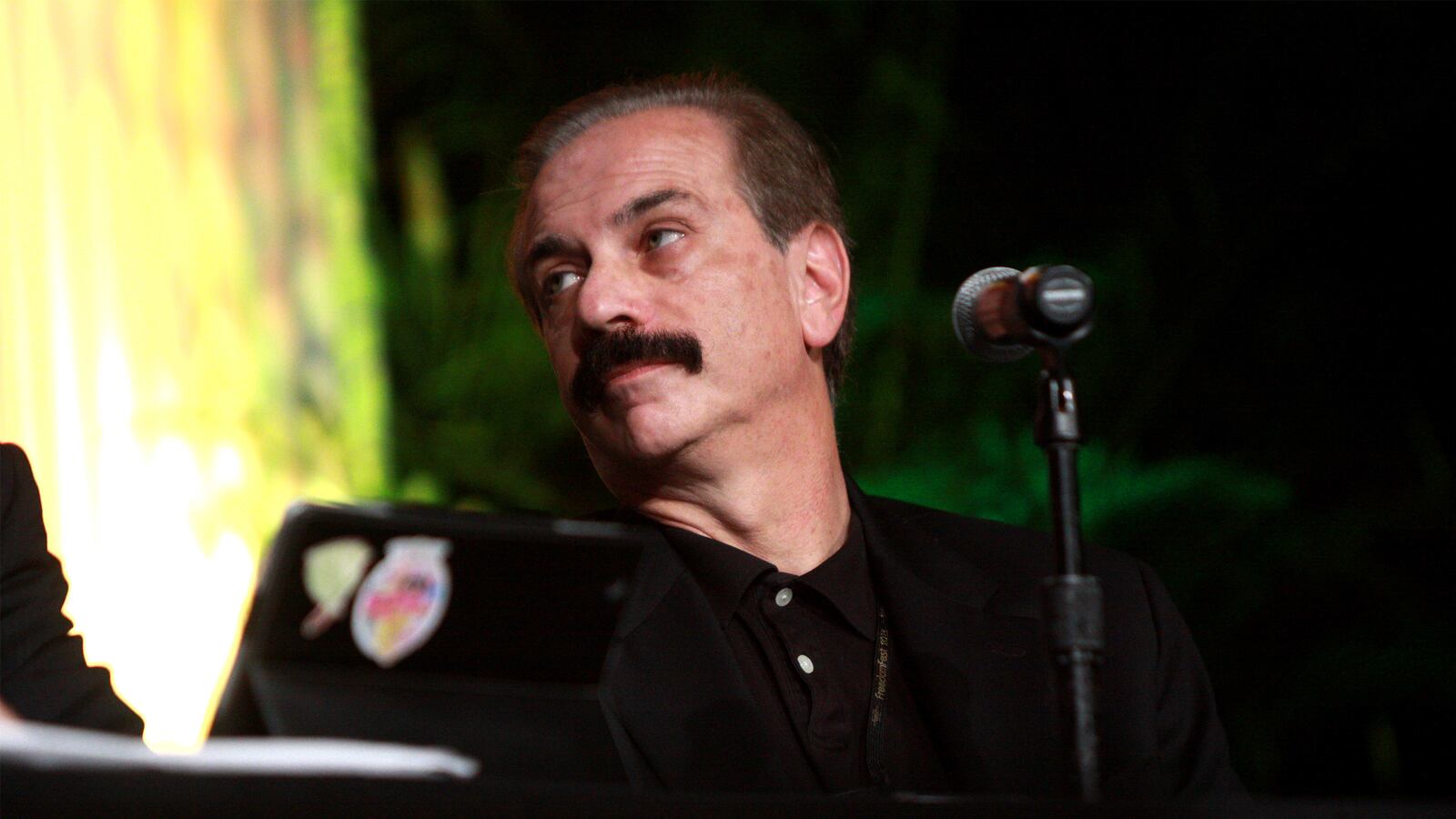 articles/2014/10/26/surprise-leading-birther-thinks-earth-is-6-000-years-old/141025-fringe-factor-joseph-farah_wq6kfj