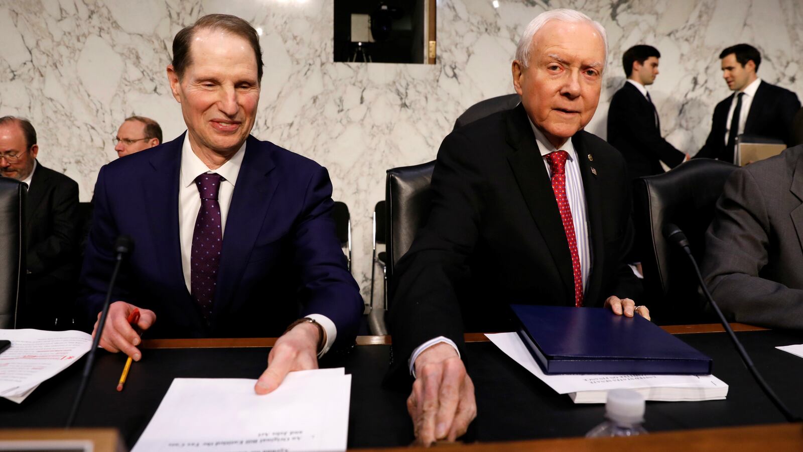 senate-finance-committee-tax-reform_abyilz