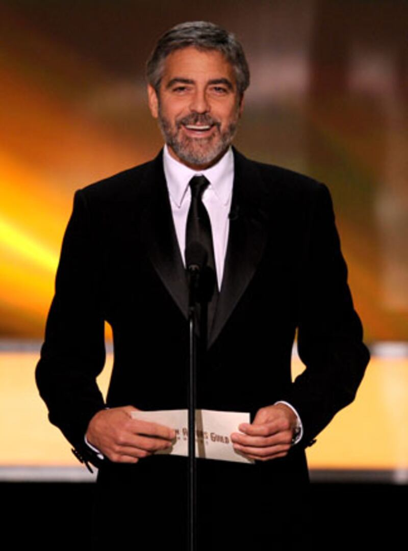 galleries/2010/01/24/sag-awards/screen-actors-guild-awards-sag---clooney_bq2xuy