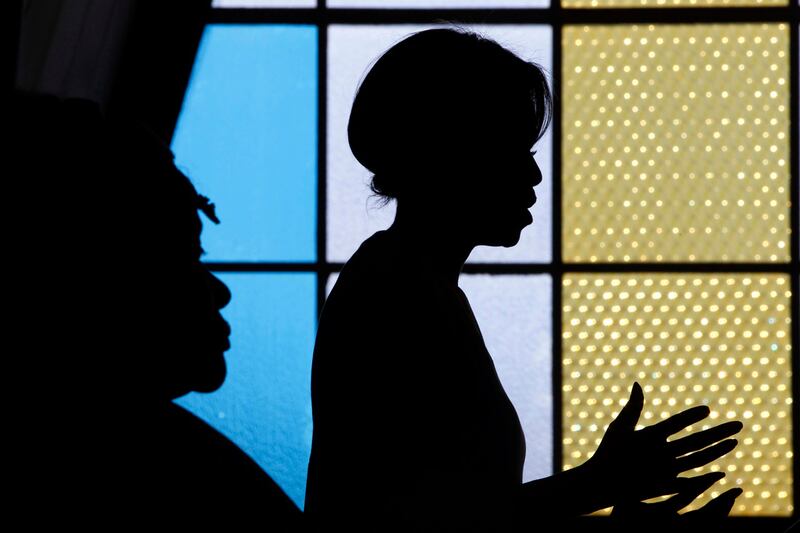 galleries/2011/06/23/michelle-obama-in-south-africa/michelle-obama-south-africa5_tsog1s