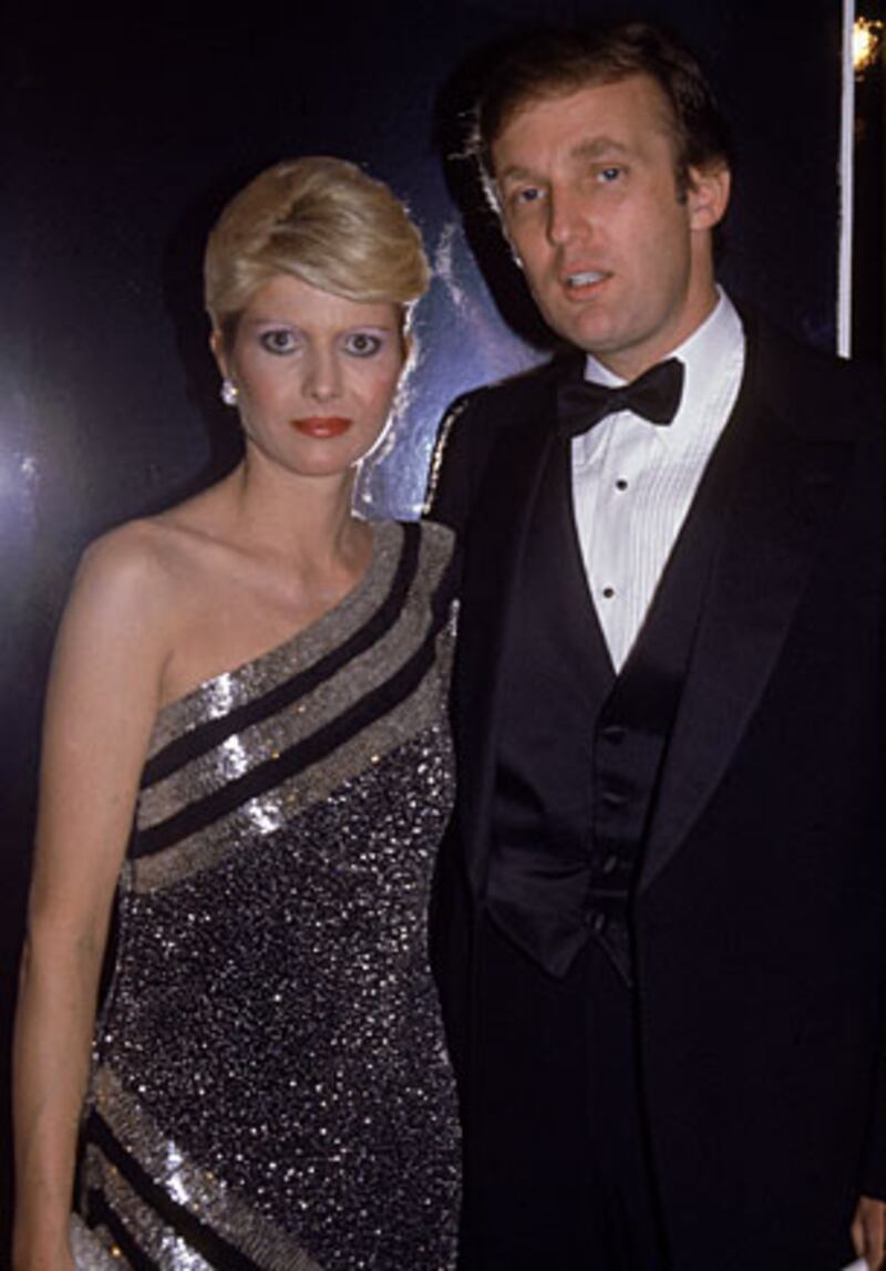 galleries/2009/03/26/hideous-celebrity-breakups/celeb-divorces---donald-ivana-trump_tylzpo