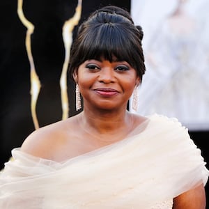 Actress Octavia Spencer arrives at the 85th Academy Awards in Hollywood, California February 24, 2013. REUTERS/Lucas Jackson (UNITED STATES  - Tags: ENTERTAINMENT)  (OSCARS-ARRIVALS)