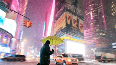 cheats/2011/01/21/fast-storm-hits-northeast/snow-northeast_154595_iatztd