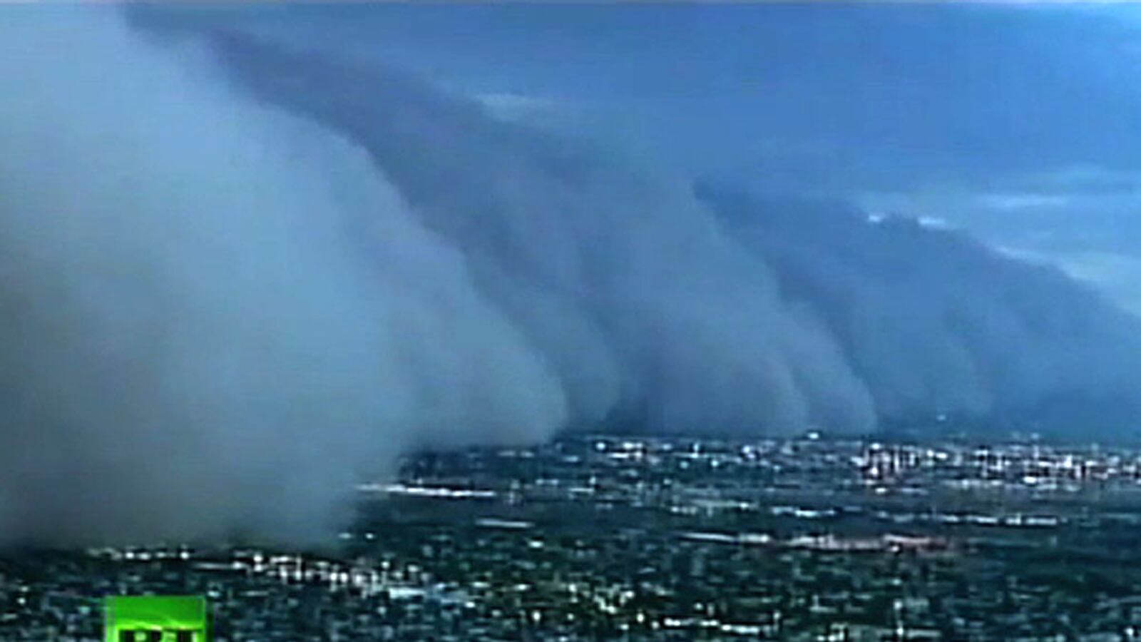 videos/2011/07/06/phoenix-eclipsed-by-dust/110706-Phoenix-Dust-Storm-1200_xw2btj