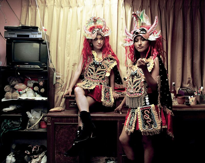 galleries/2014/08/23/in-the-mountains-of-bolivia-fantasy-is-real-photos/waska-tatay-10_bouz2f