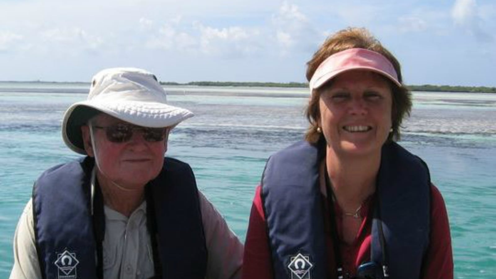 cheats/2016/08/29/kidnapped-australian-aid-worker-freed/160829-australian-aid-worker-cheat_dtld5b