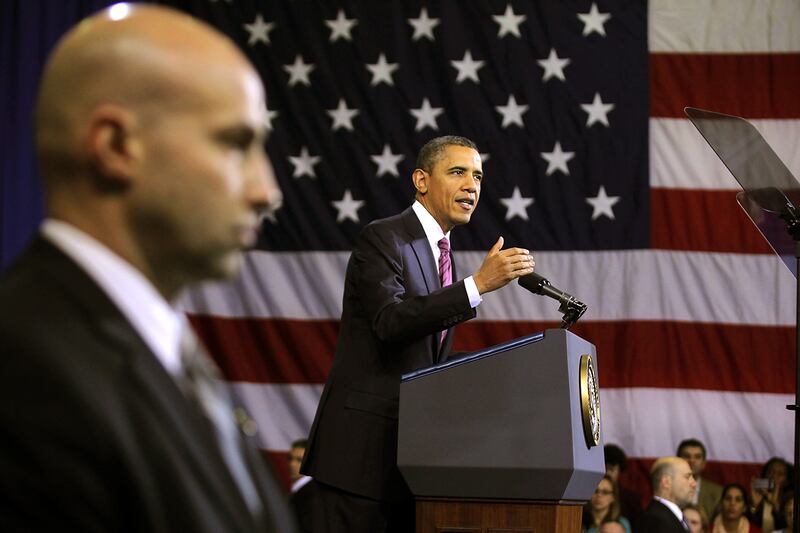 articles/2012/02/05/obama-campaign-aims-to-collect-a-billion-while-gop-relies-on-superpacs/obama-super-pac-colarusso_imkmzr