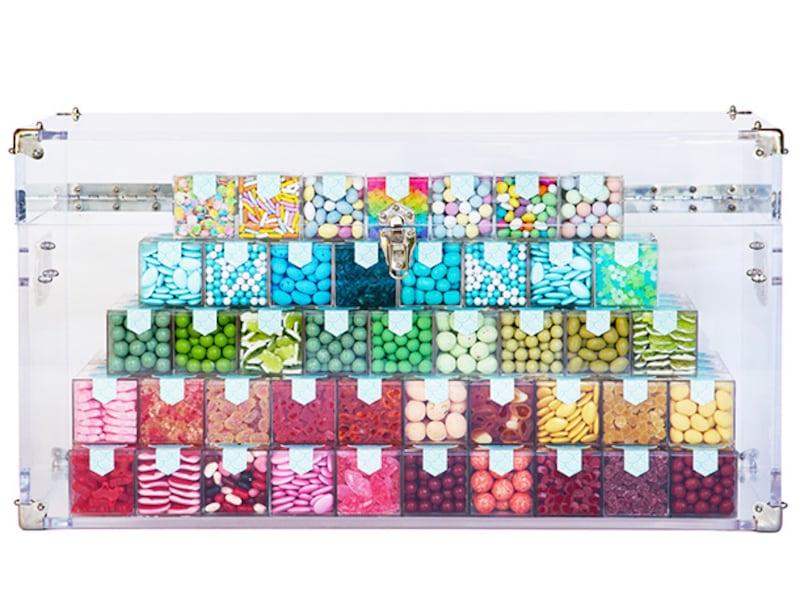 articles/2014/11/29/the-daily-beast-s-2014-holiday-gift-guide-for-the-blue-ivy-in-your-life/141120-ivy-sugarfina-steamer-trunk_v5bcmg