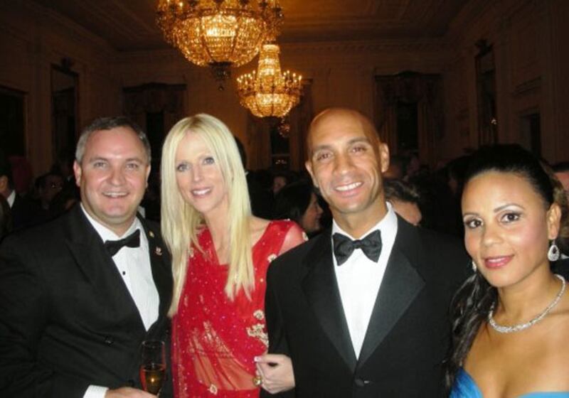 galleries/2009/11/27/white-house-crashers/white-house-crashers-10_xafnkl