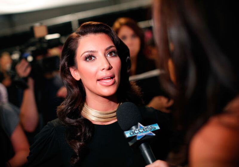 galleries/2009/09/17/kim-kardashian/kim-kardashian-9_qlxhrd