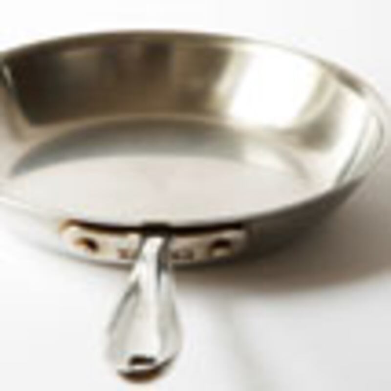 articles/2010/02/02/what-to-eat-super-bowl-party/what-to-eat---quesadilla_m0gldo