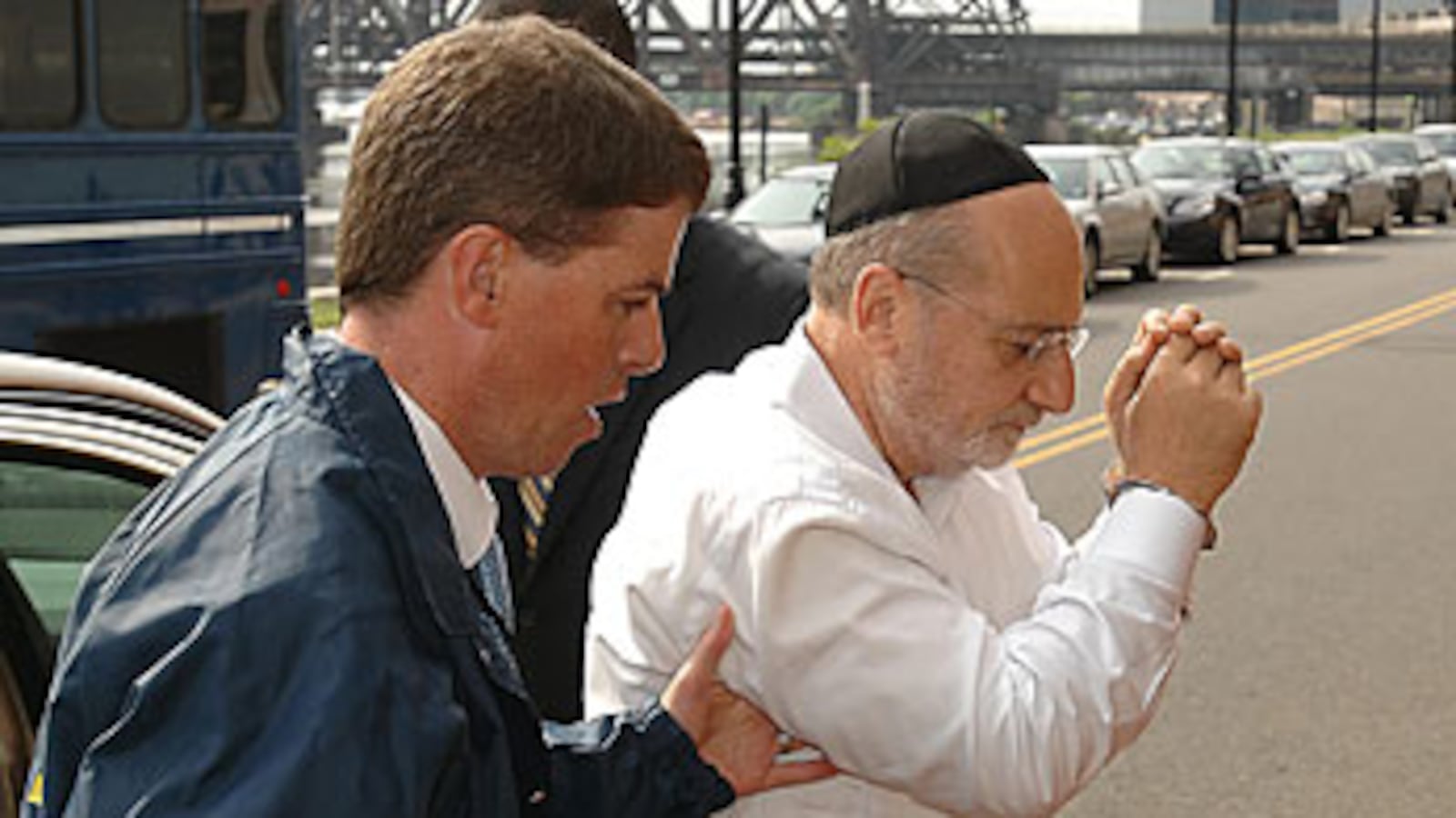 cheats/2009/07/23/vast-nj-corruption-ring-alleged/nj-corruption_wwqwg4