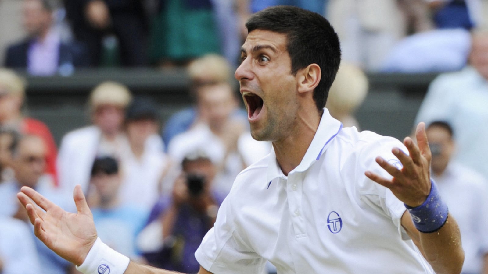 cheats/2011/07/02/djokovic-to-be-named-world-s-no-1/novak-djokovic-wimbledon-cheat_cvwa2w
