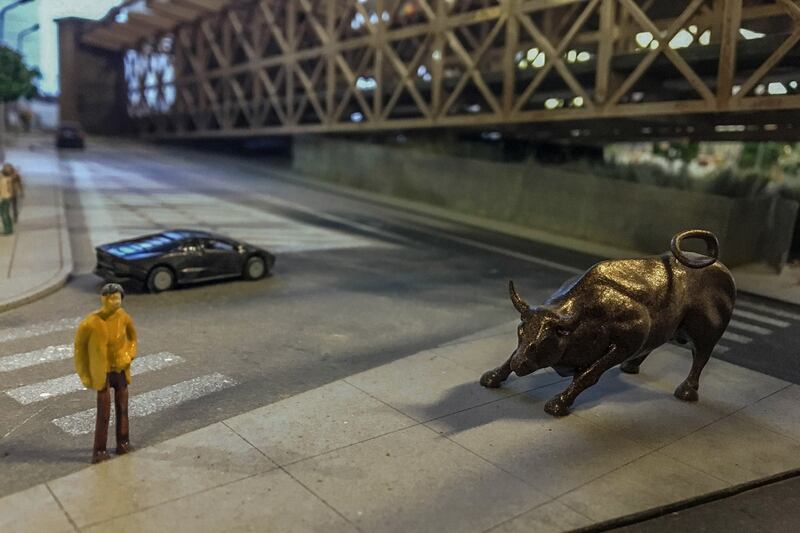 galleries/2017/04/06/miniaturists-lavish-big-love-on-their-small-world-recreations-of-global-landmarks/170406-Gulliver-gate-GAL-07_v50pm9