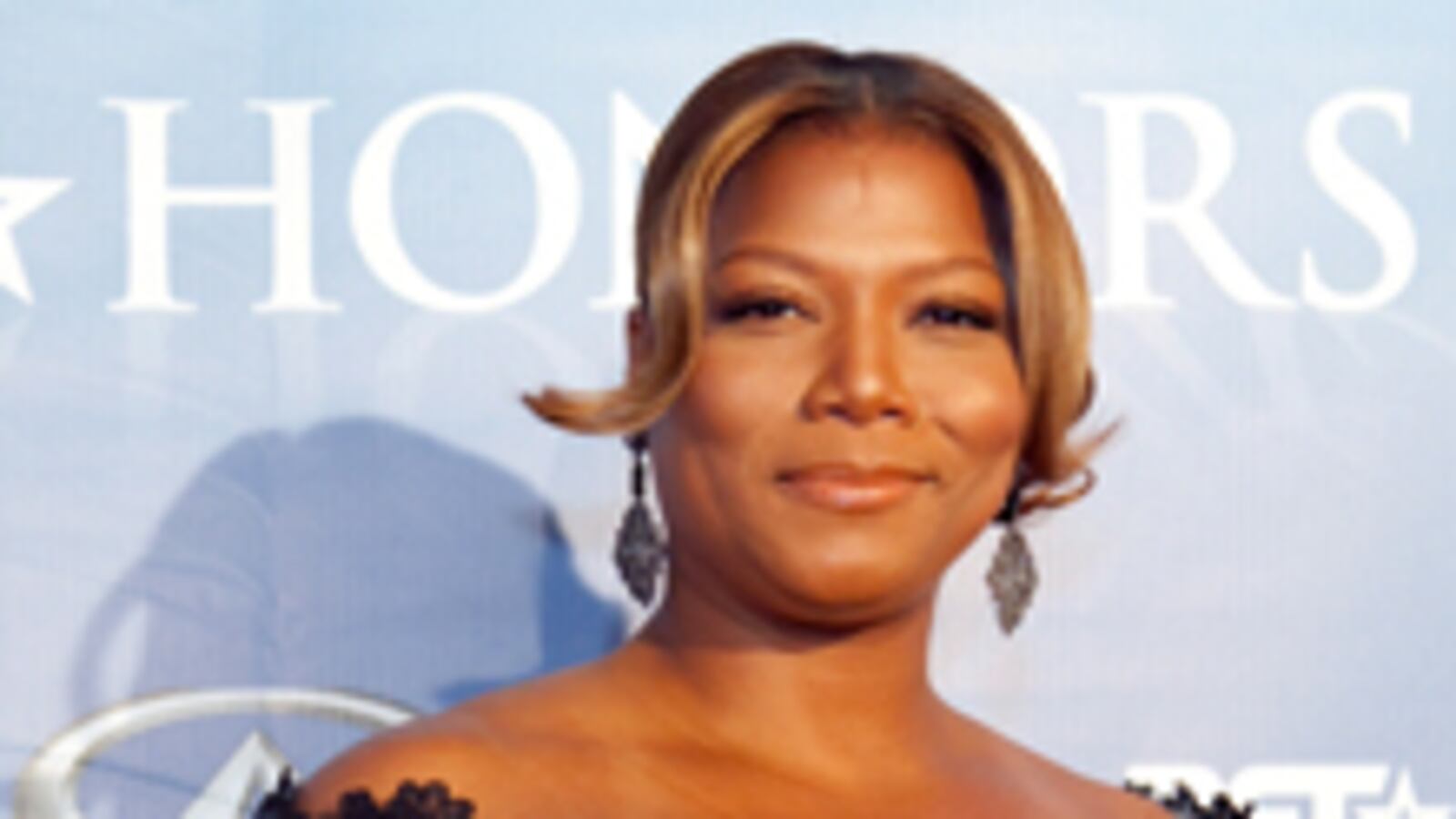 articles/2009/03/13/hot-and-heavy/schwartz---hot-and-heavy---queen-latifah_yj7dy5
