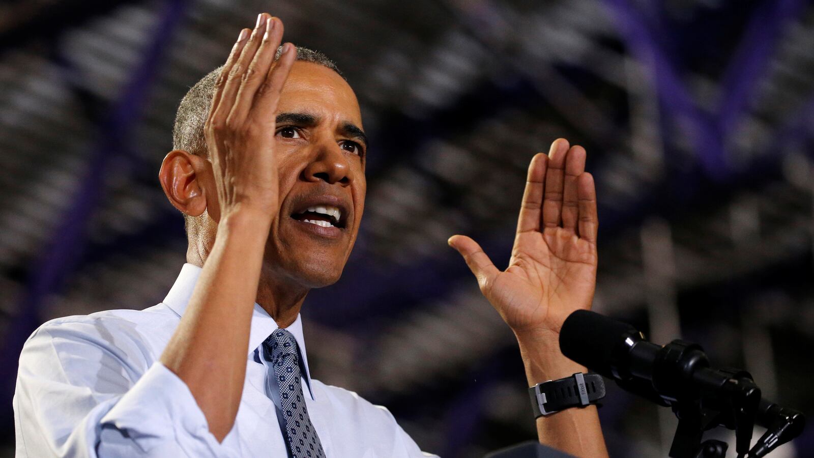 cheats/2016/11/01/obama-maybe-sexism-affecting-voters/161101-obama-clinton-cheat_sctyfu