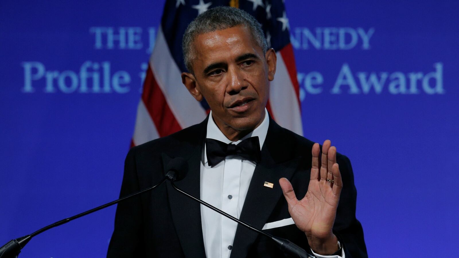 cheats/2017/05/08/report-obama-warned-trump-on-hiring-flynn/170508-obama-flynn-cheat_uypz0g