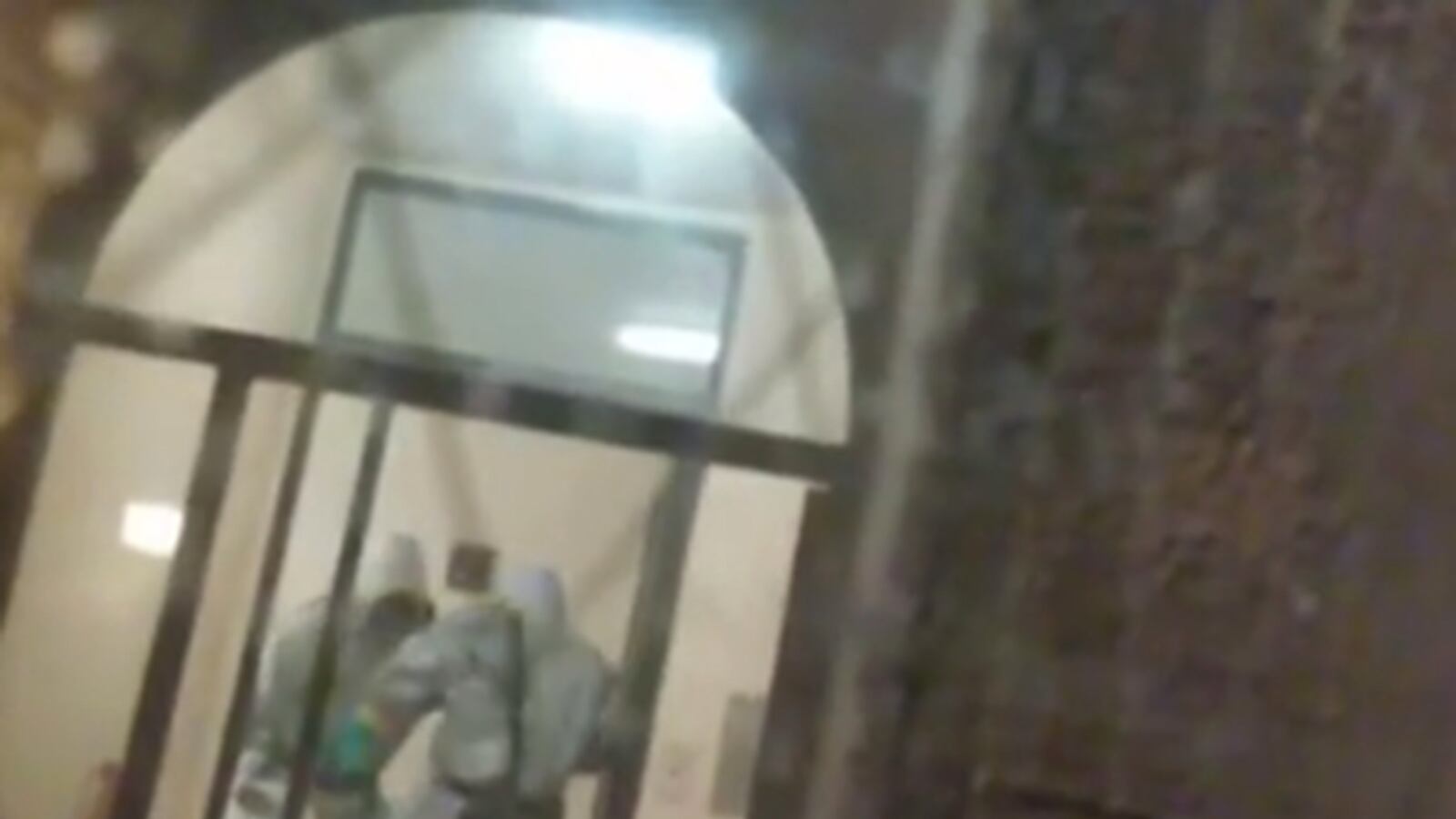 cheats/2014/10/27/5-year-old-tested-for-ebola-in-nyc/141027-ebola-symptoms-cheat_wdm2bk