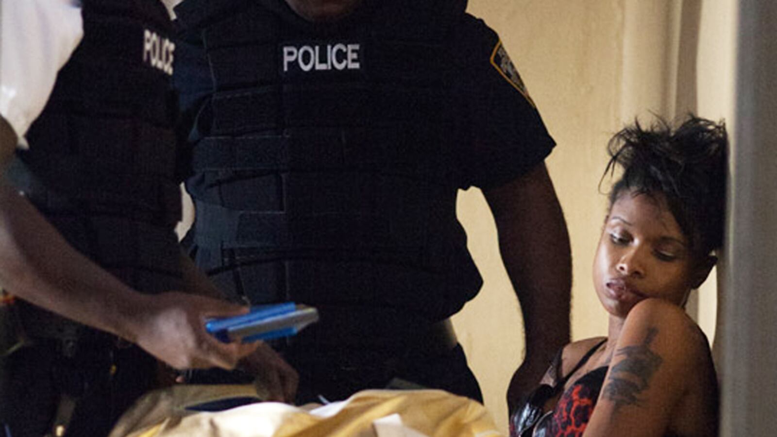 articles/2013/10/11/how-jennifer-hudson-played-a-drug-addict-despite-a-lifetime-of-sobriety/131010-fallon-hudson-mister-tease_faqyxy