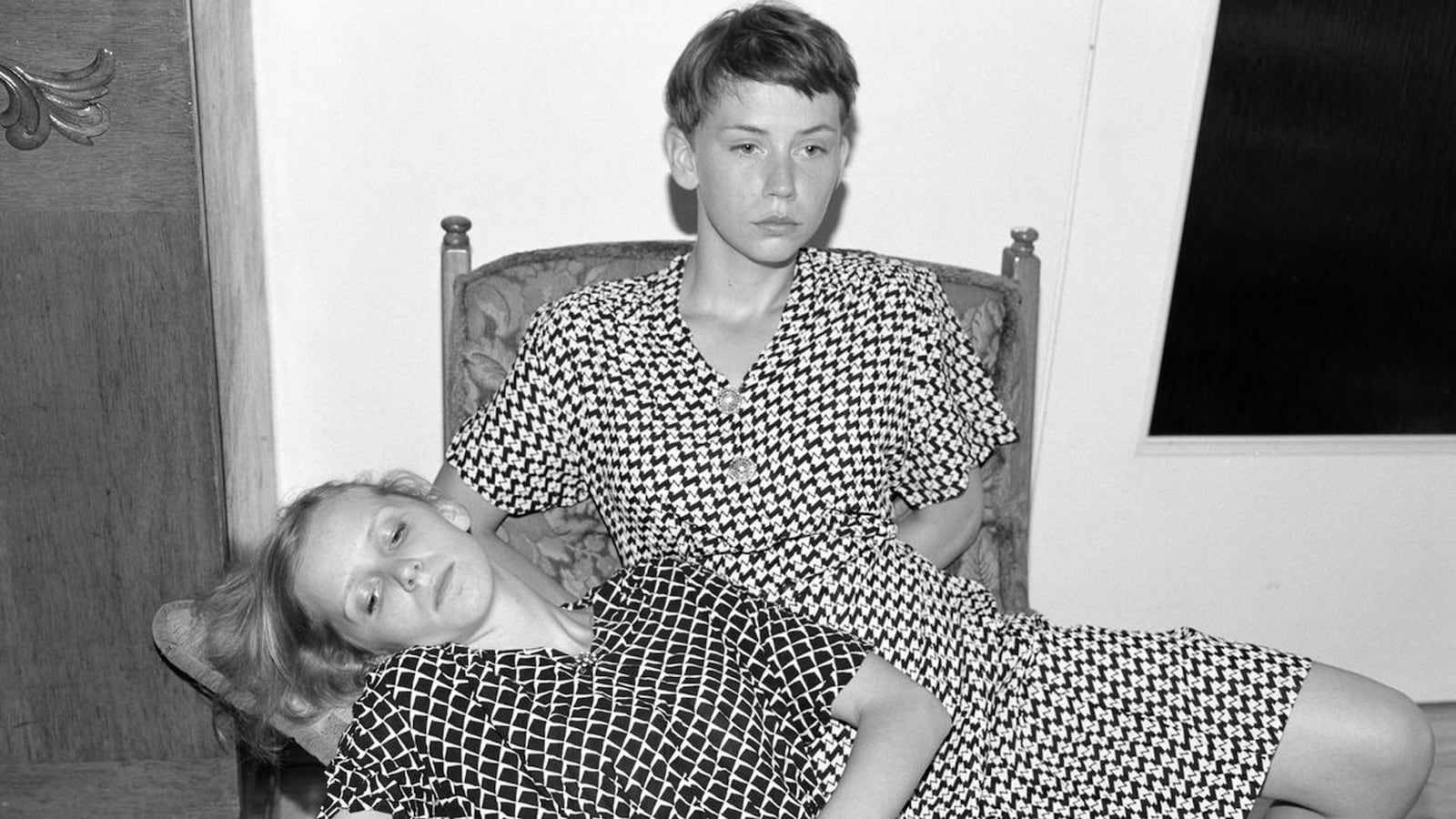 articles/2013/11/29/these-young-artists-want-you-to-feel-something/131127-young-artists-tease_ti78xg