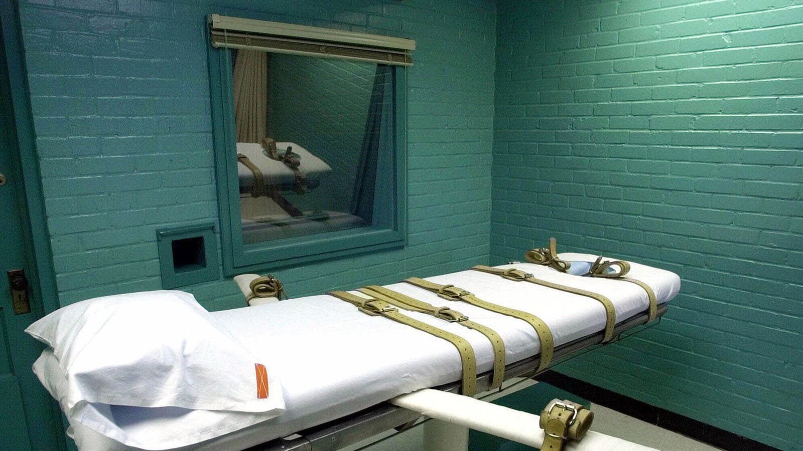 cheats/2014/05/06/texas-inmate-sues-to-delay-execution/140506-texas-death-penalty-cheat_rtgkxd