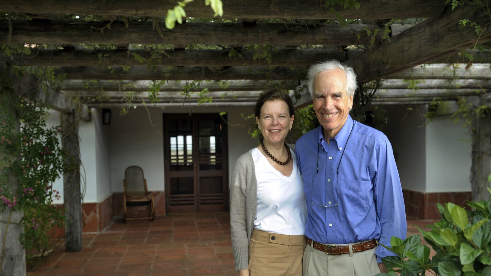 cheats/2015/12/08/north-face-founder-dies-in-accident/151208-doug-tompkins-north-face-cheat_nmaxws