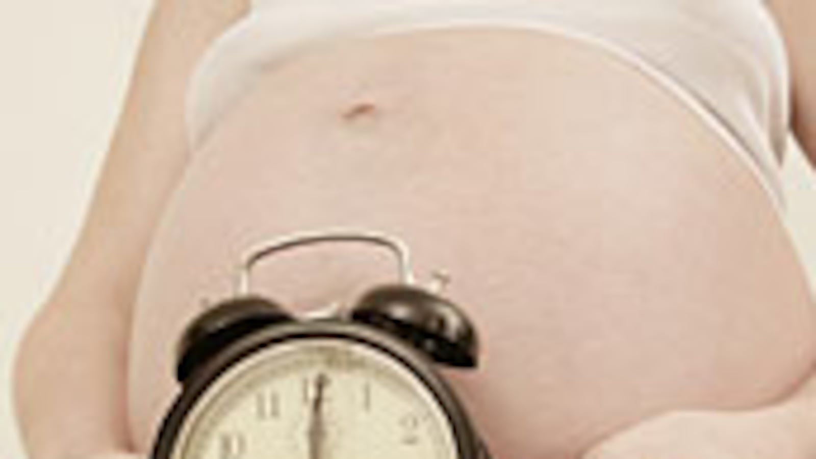 articles/2009/04/15/a-gossip-girls-pregnancy-triumph/schoeneman-jessica-queller_22458_acnwrl