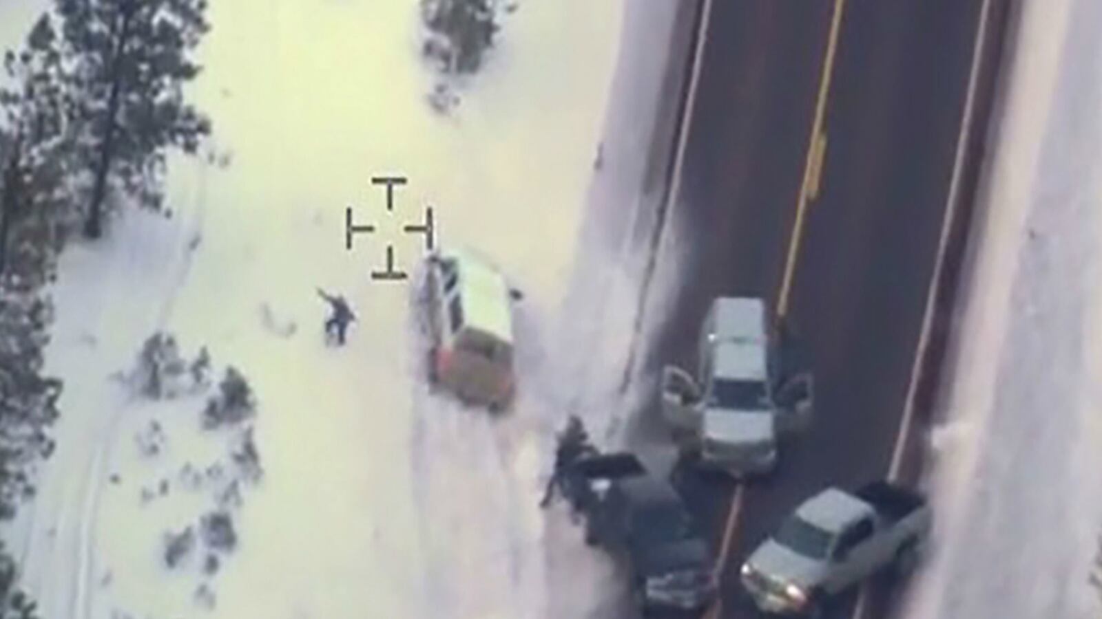 cheats/2016/01/28/fbi-video-shows-fatal-oregon-shooting/160129-oregon-shootout-cheat_bes7uk