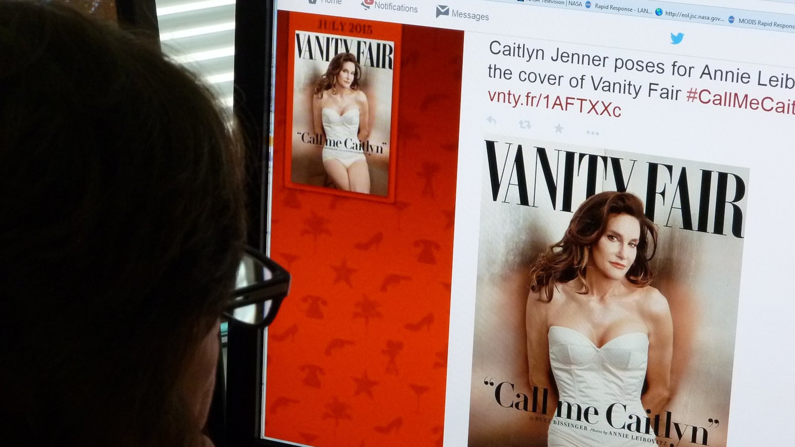 articles/2015/06/13/the-gop-s-awkward-courting-of-caitlyn-jenner/150612-cox-jenner-gop-tease_hn2dt1