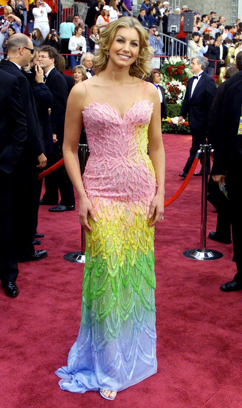 galleries/2014/03/01/craziest-dresses-in-oscar-history-photos/oscar-dresses-hill_ubwffl
