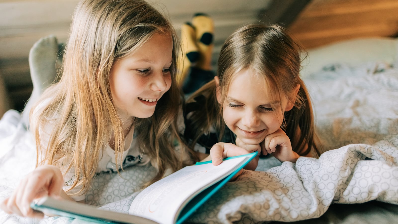 Children reading