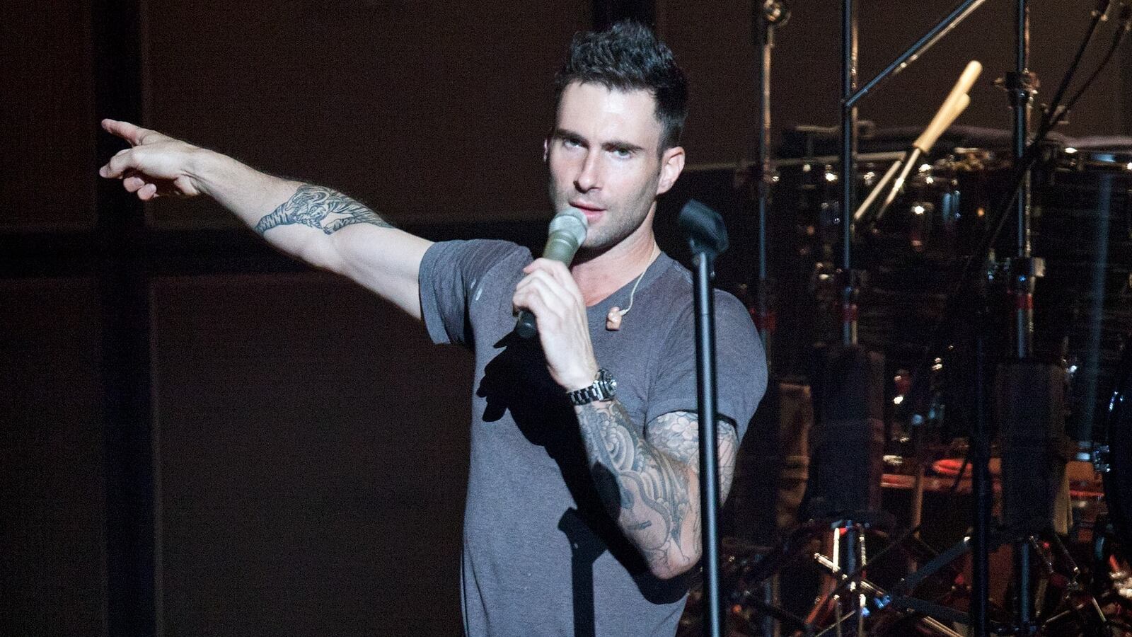 INDIANAPOLIS, IN - AUGUST 18: Lead Vocalist, Adam Levine and Drummer, Matt Flynn of Maroon 5 perform onstage at Conceso Fieldhouse on August 18, 2011 in Indianapolis, Indiana. (Photo by Joey Foley/Getty Images)