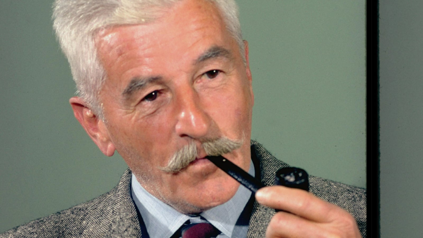 200628-jones-faulkner-mary-trump-hero_jlxo6q