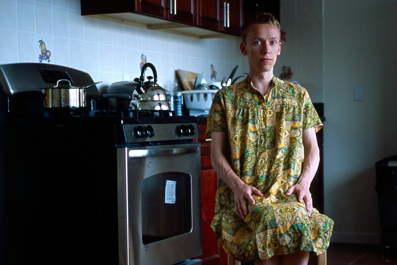 galleries/2013/07/09/men-wearing-their-girlfriends-clothes-jon-uriarte-s-photos/men-as-woman-tease_tlbilb