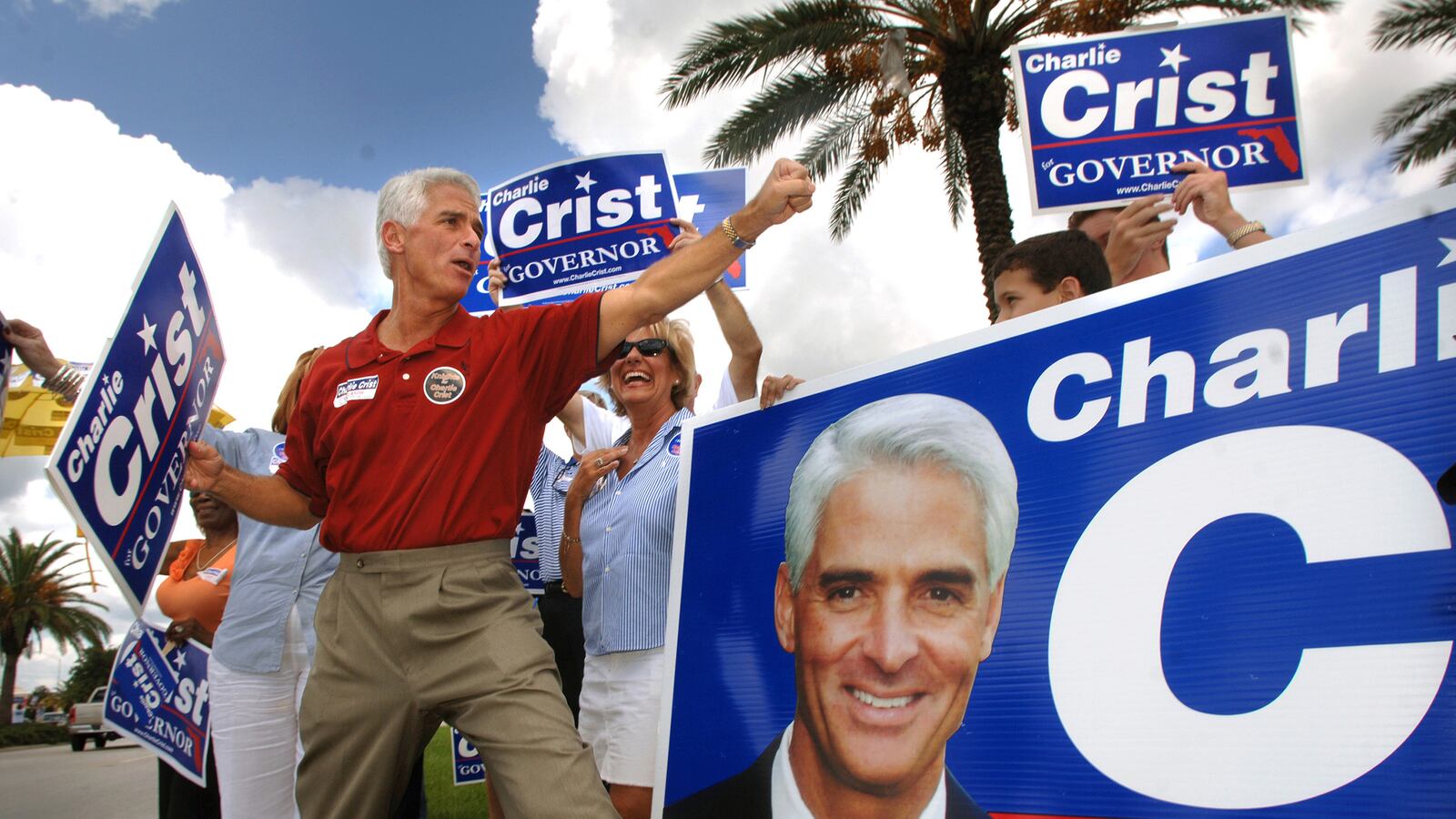 articles/2014/02/19/crusader-for-gun-rights-aims-for-second-shot-with-dems/140218-bouie-crist_ua6hbq