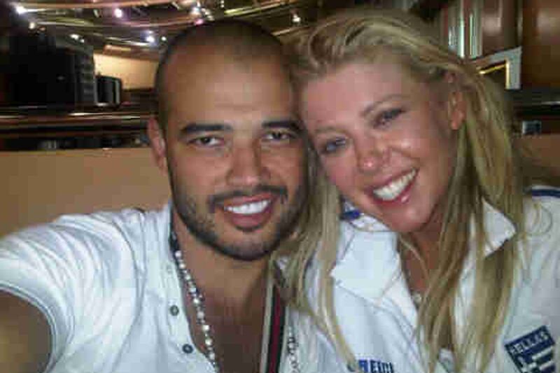 galleries/2011/08/21/best-celebrity-twitter-photos/twitpics-tara-reid_sm9rvy