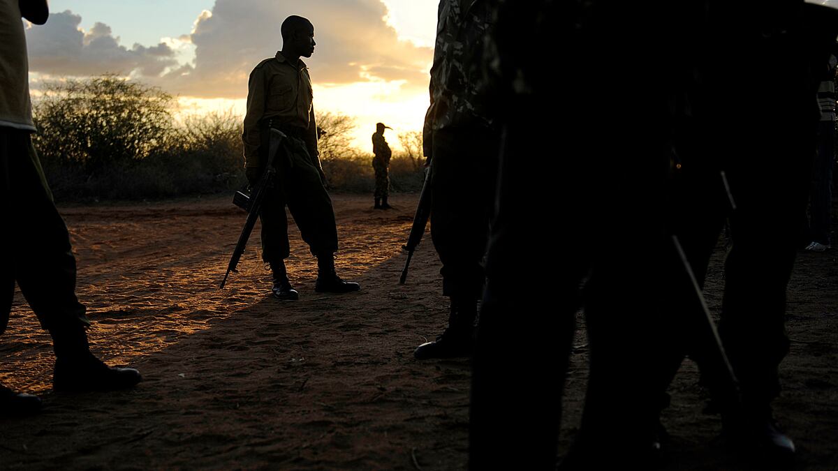 cheats/2011/10/17/kenyan-troops-invade-somalia/kenya-army-invades-somalia-cs_sigm1a