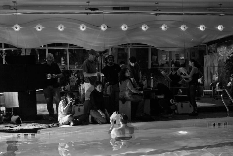 galleries/2011/05/13/keira-knightley-on-the-set-of-last-night/last-night---behind-the-scenes-8_ya3slq