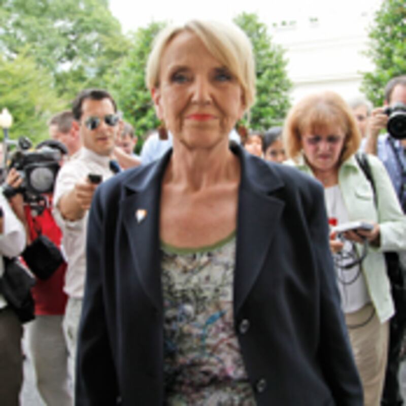 articles/2010/06/04/arizona-gov-jan-brewer-meets-with-obama/sterling-brewer_104859_uqo53u