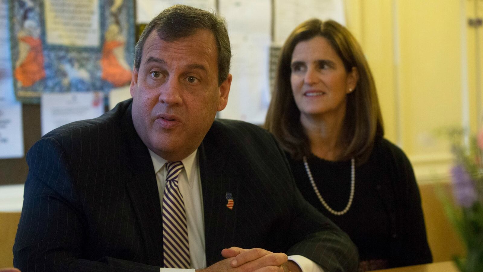 cheats/2017/01/18/christie-blames-wife-for-lack-of-trump-gig/170118-chris-christie-wife-cheat_wucoiz
