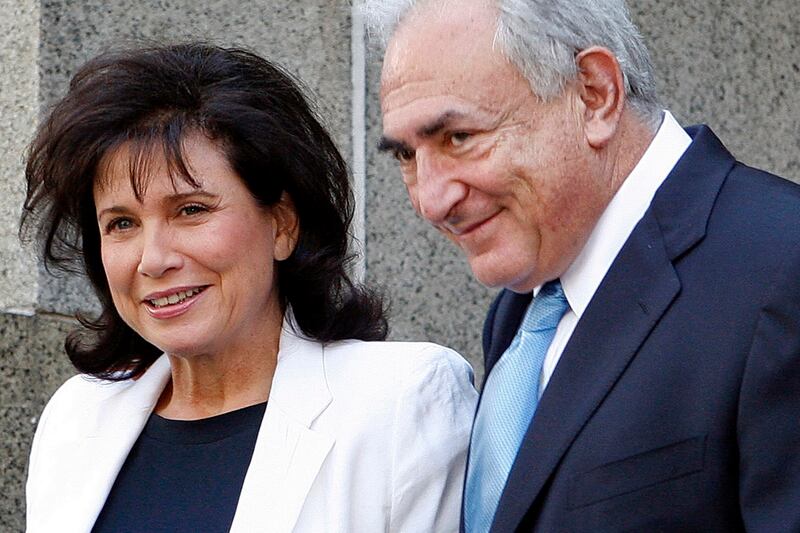 articles/2011/12/21/dsk-s-wife-says-she-will-head-french-version-of-the-huffington-post/anne-sinclair-pape-teaser_dfil5t