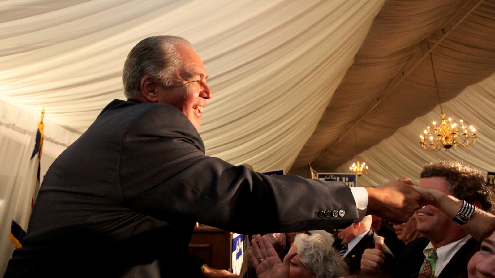 cheats/2011/10/05/democrat-wins-wv-governorship/earl-ray-tomblin-democrat-wins-west-virginia-cheat_gallzv