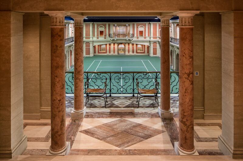 galleries/2014/08/30/omg-i-want-this-house-beverly-hills-photos/140829-omg-house-hacienda-dela-paz-4_xyz7d0