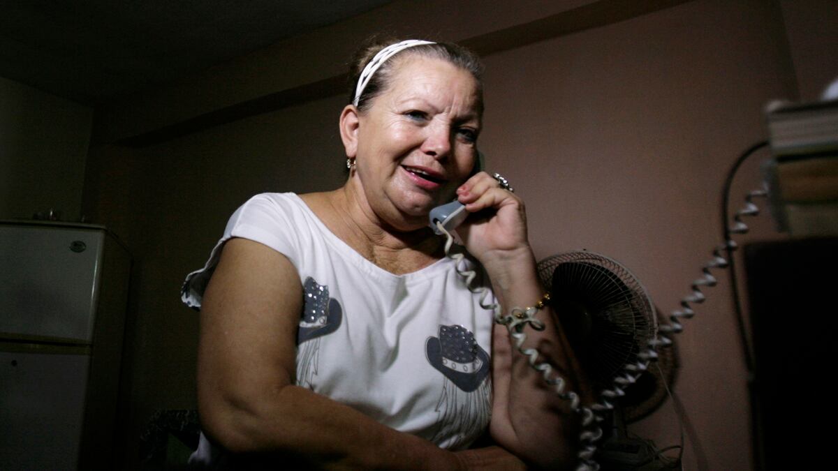 cheats/2011/10/25/castro-dissident-dies-from-cardiac-arrest/laura-pollan-cs_l4qs0d