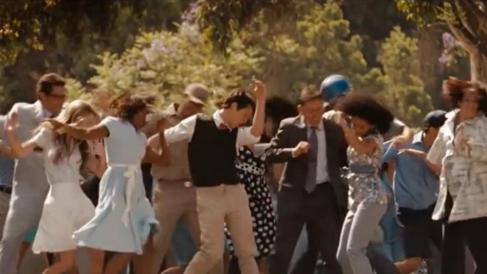 articles/2015/03/16/shut-up-and-watch-this-movie-dance-supercut/150316-viralvid-dance-tease_ljzjso