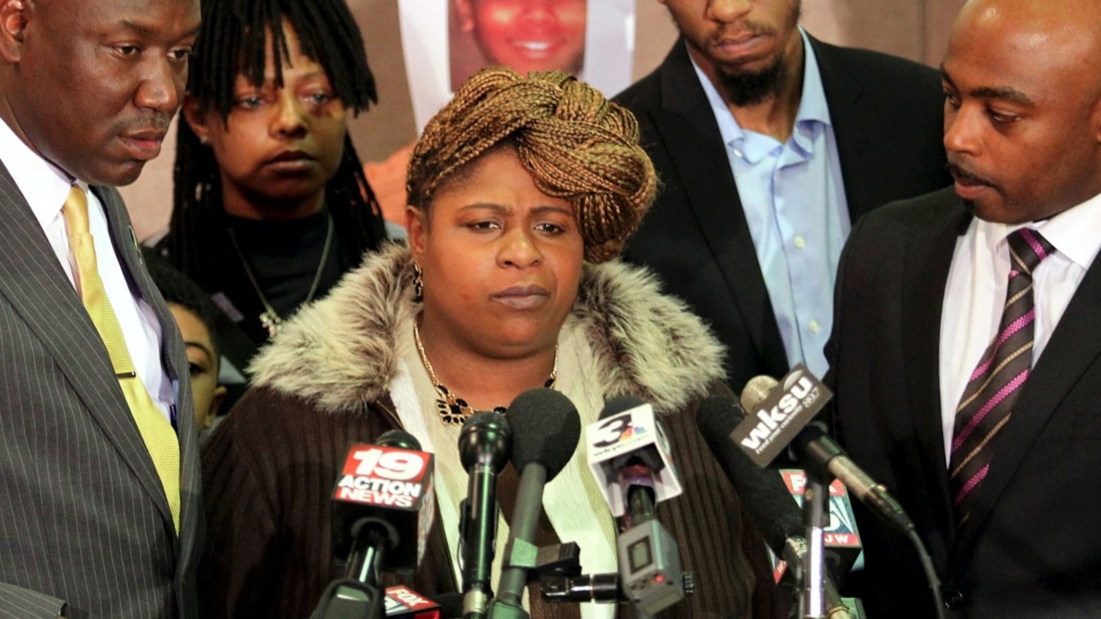 cheats/2015/05/04/rice-family-won-t-drop-civil-suit/150504-tamir-rice_qvsfsn